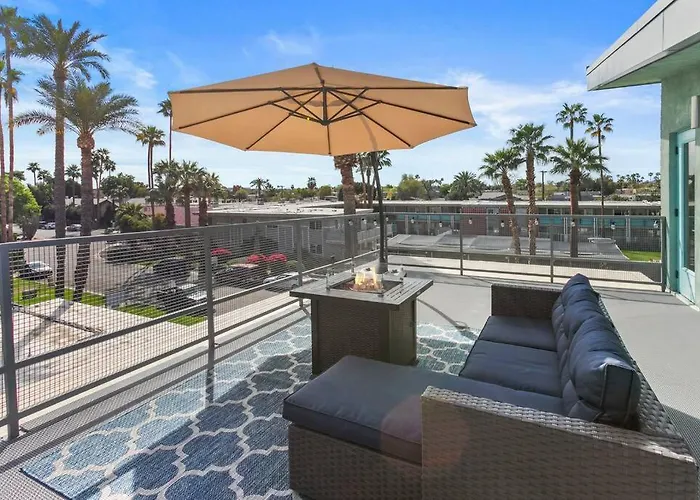 Poolside Studio W Rooftop Deck - Walk To Old Town