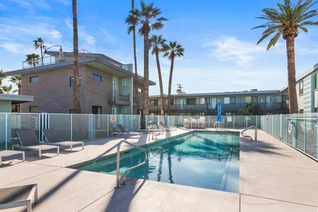 Poolside W Rooftop Deck - Walk To Old Town *